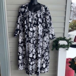 Vintage Mary McFadden by Neiman-Marcus 2 piece silk nightgown and quilted robe.